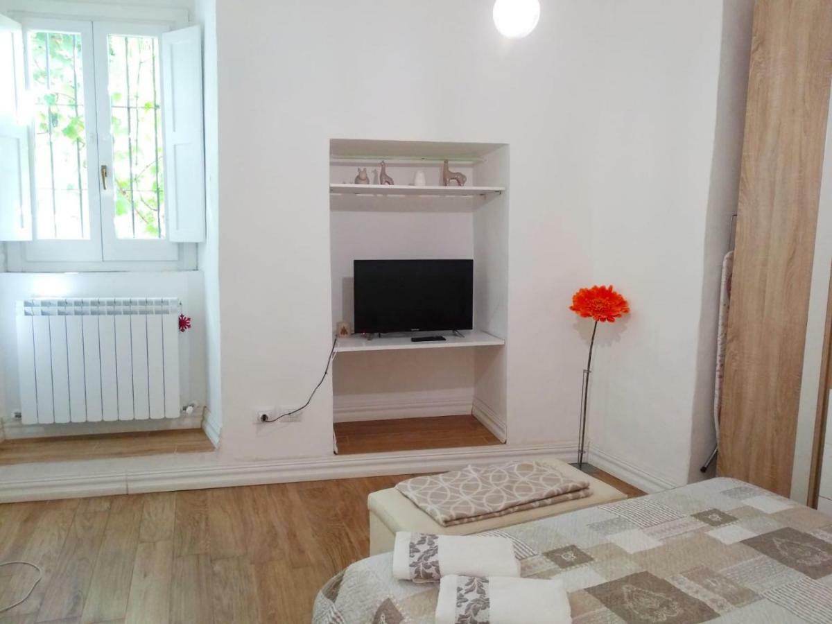 Ai Barutoli Apartment Perugia Bagian luar foto