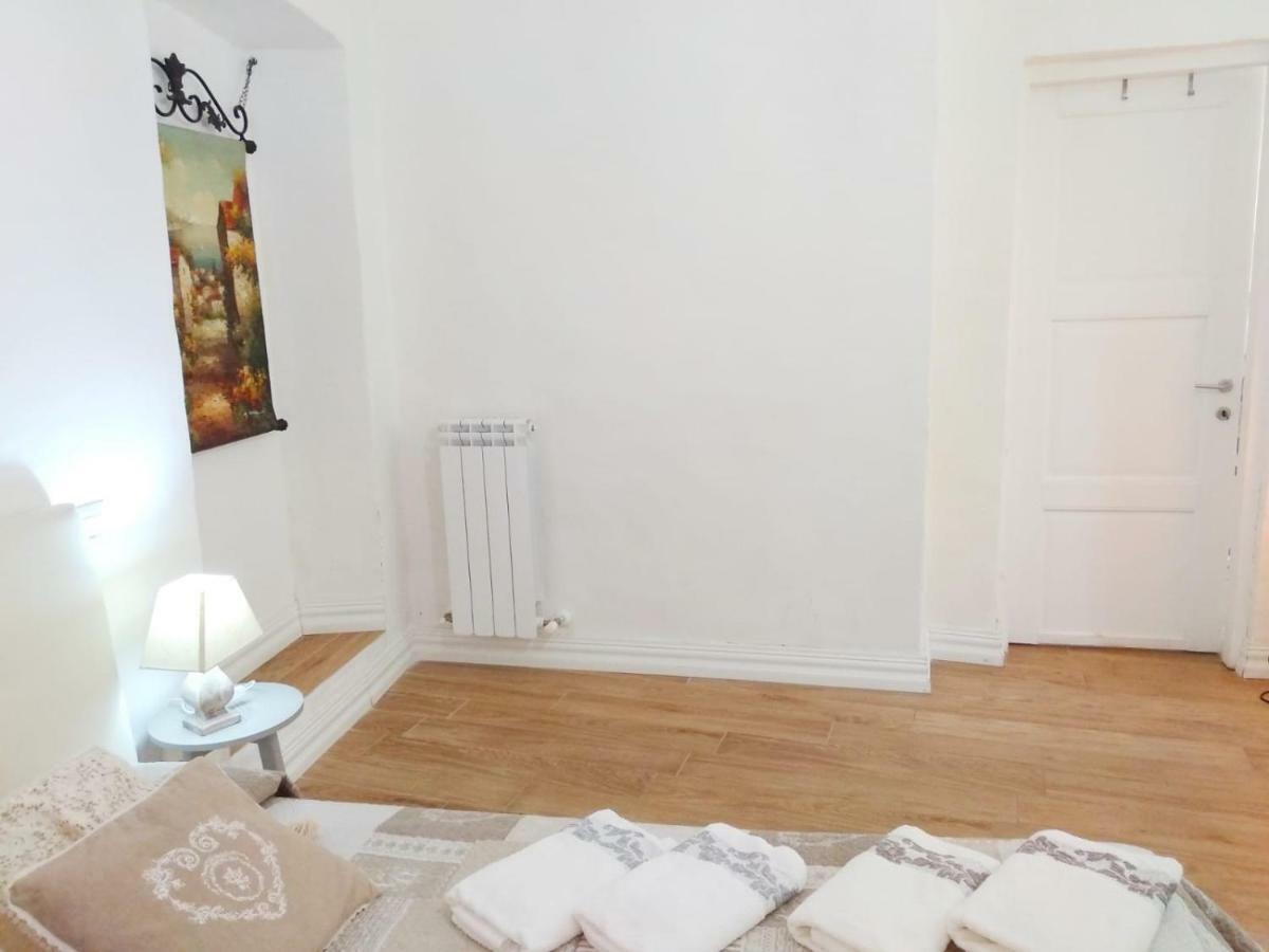 Ai Barutoli Apartment Perugia Bagian luar foto