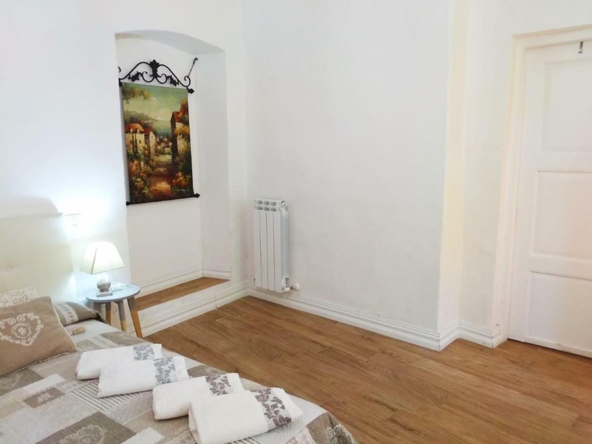 Ai Barutoli Apartment Perugia Bagian luar foto